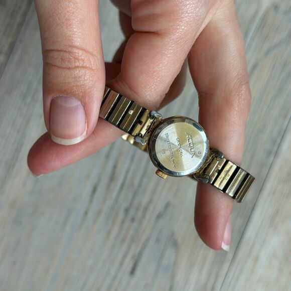 Vintage Acqua Quartz Two Tone Bracelet Watch Small Face Dainty Antique main image 5